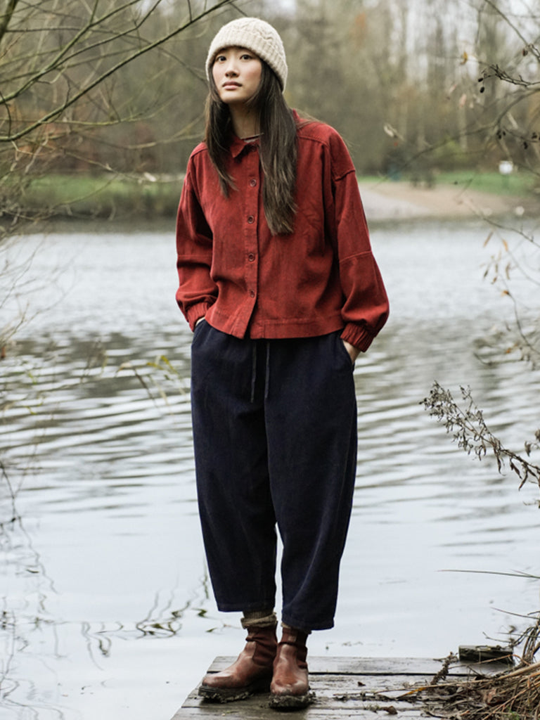 Beaumont Organic Cedar Trousers in Navy Cord