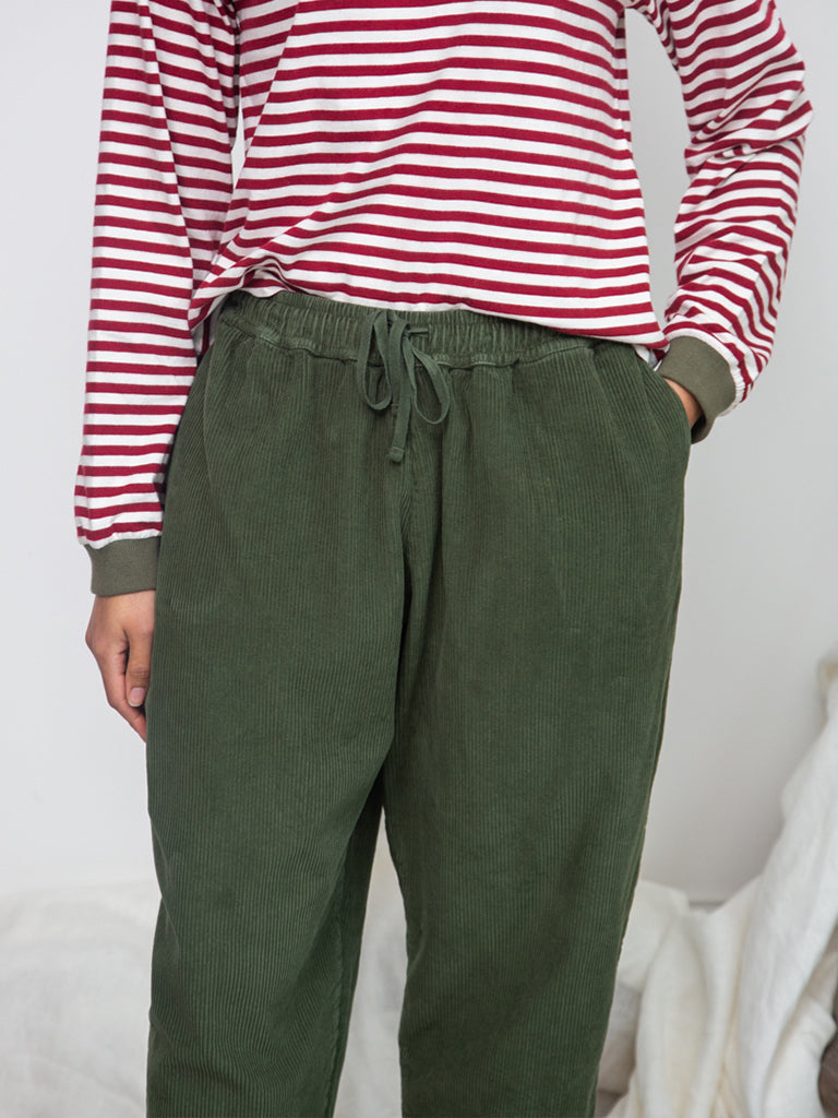 Beaumont Organic Cedar Trousers in Olive Cord