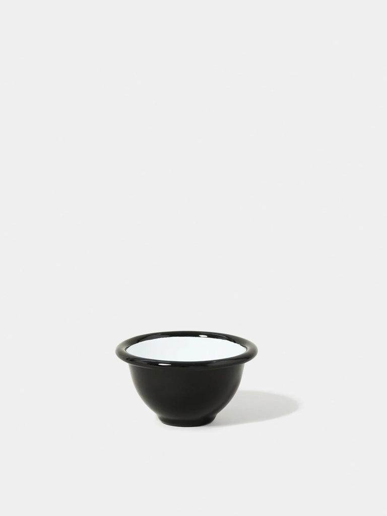 Falcon Pinch Pot in Coal Black