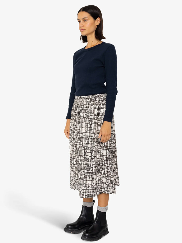 Folk Full Seam Skirt in Maze Print