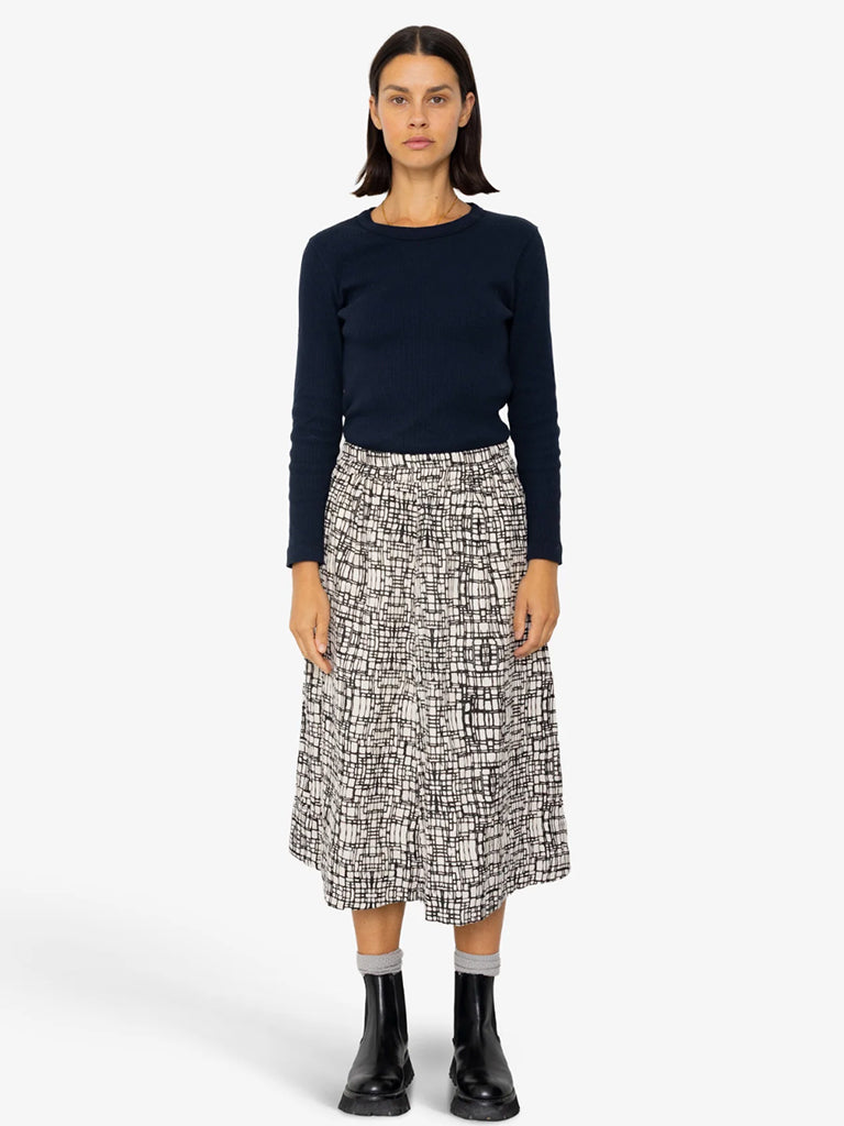 Folk Full Seam Skirt in Maze Print
