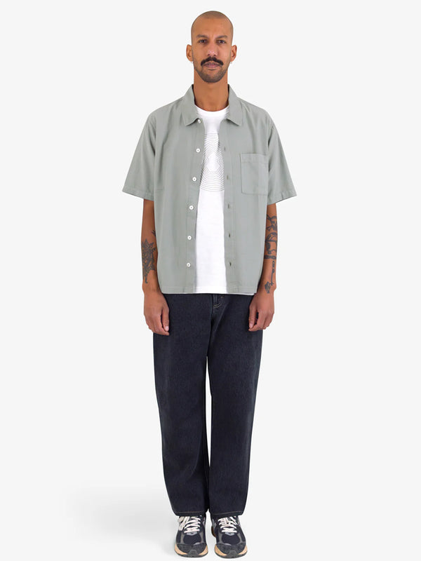 Folk Gabe Shirt in Light Sage