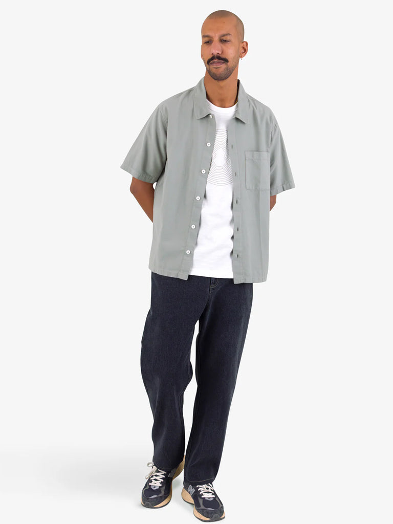 Folk Gabe Shirt in Light Sage