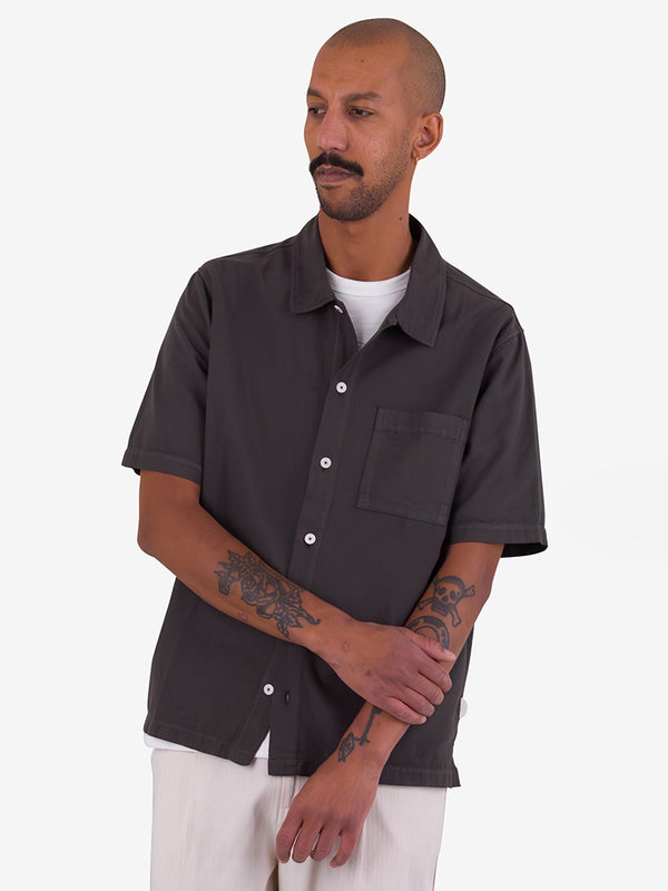 Folk Gabe Shirt in Soft Black