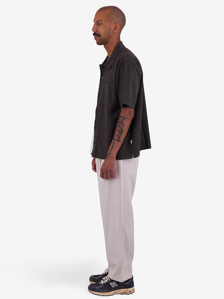 Folk Gabe Shirt in Soft Black