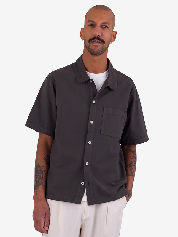 Folk Gabe Shirt in Soft Black