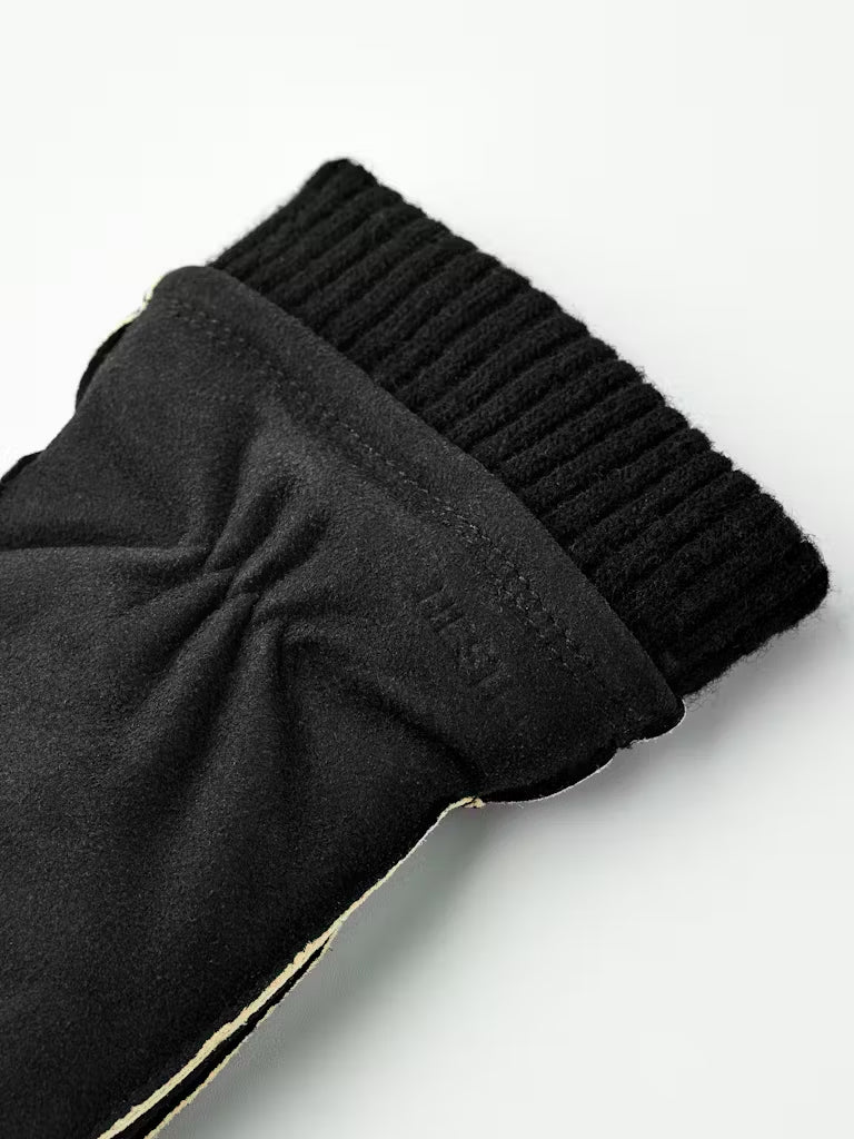 Hestra Nora Chamois Mitten in Black