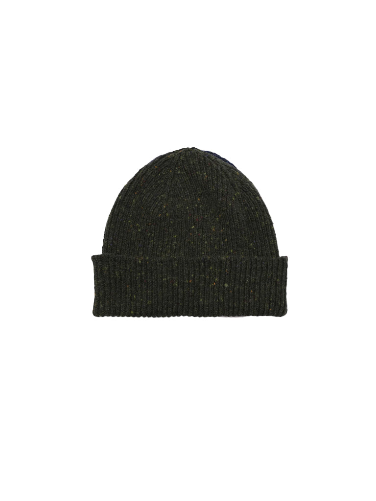 Howlin' Out of the Blue Beanie in Moss