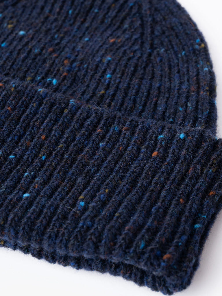 Howlin' Out of the Blue Beanie in Navy