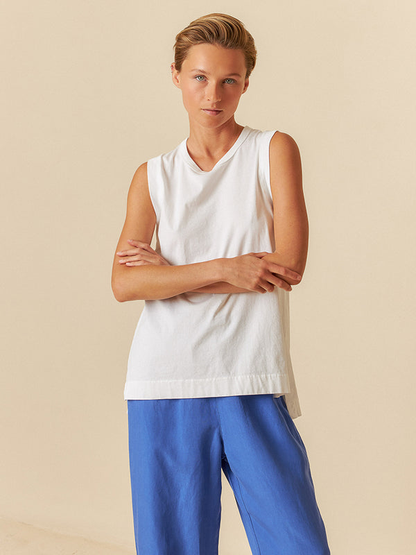 Indi & Cold Cotton Vest in White