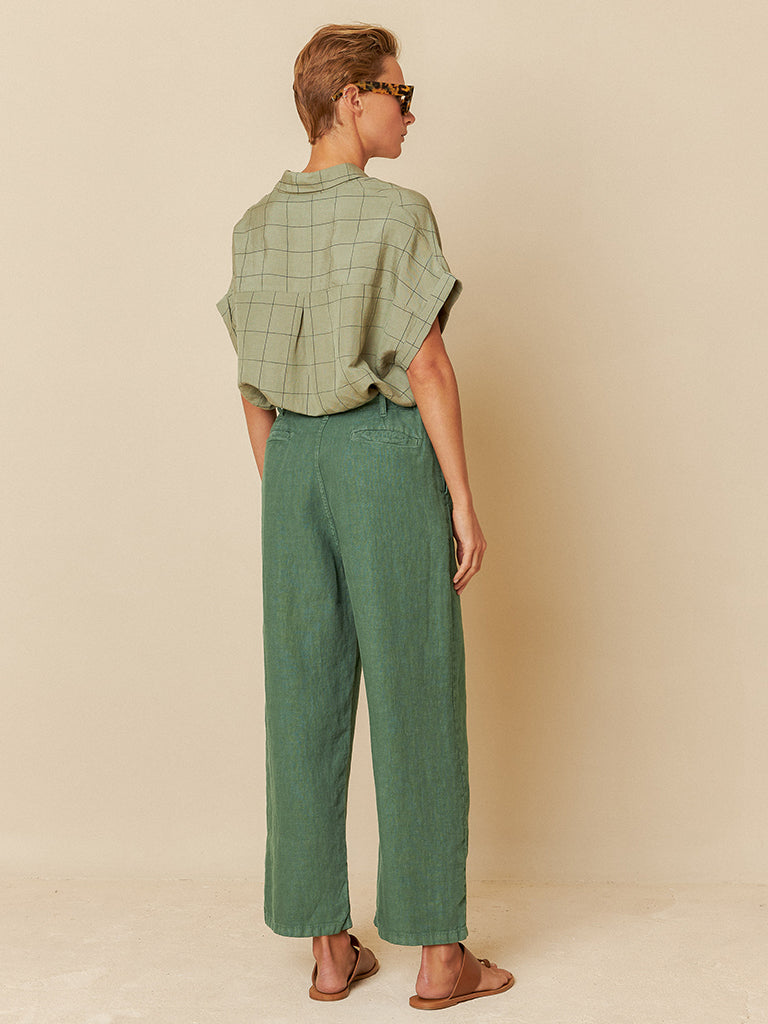 Indi & Cold Linen Trousers in Green