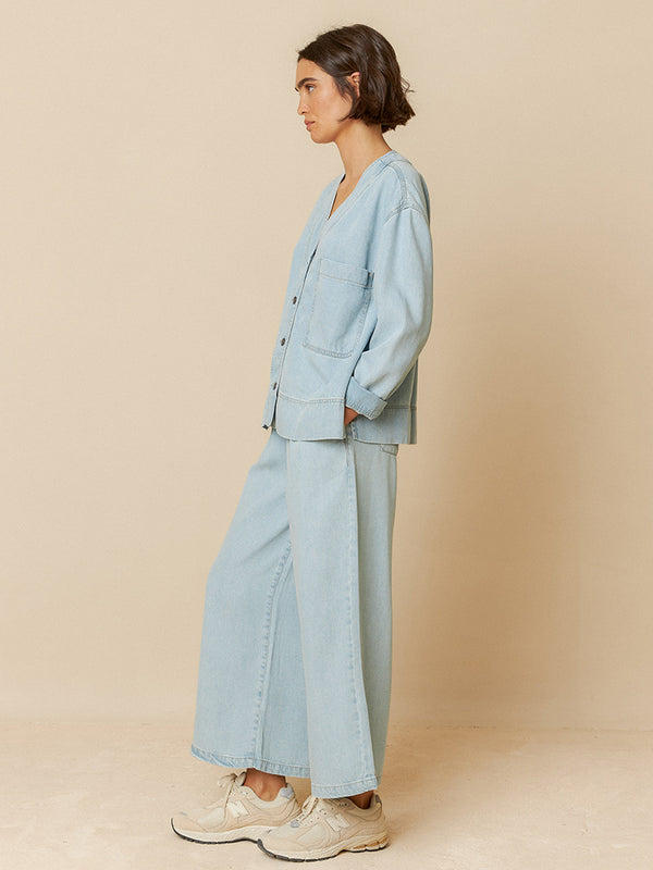 Indi & Cold Pleated Trousers in Light Denim