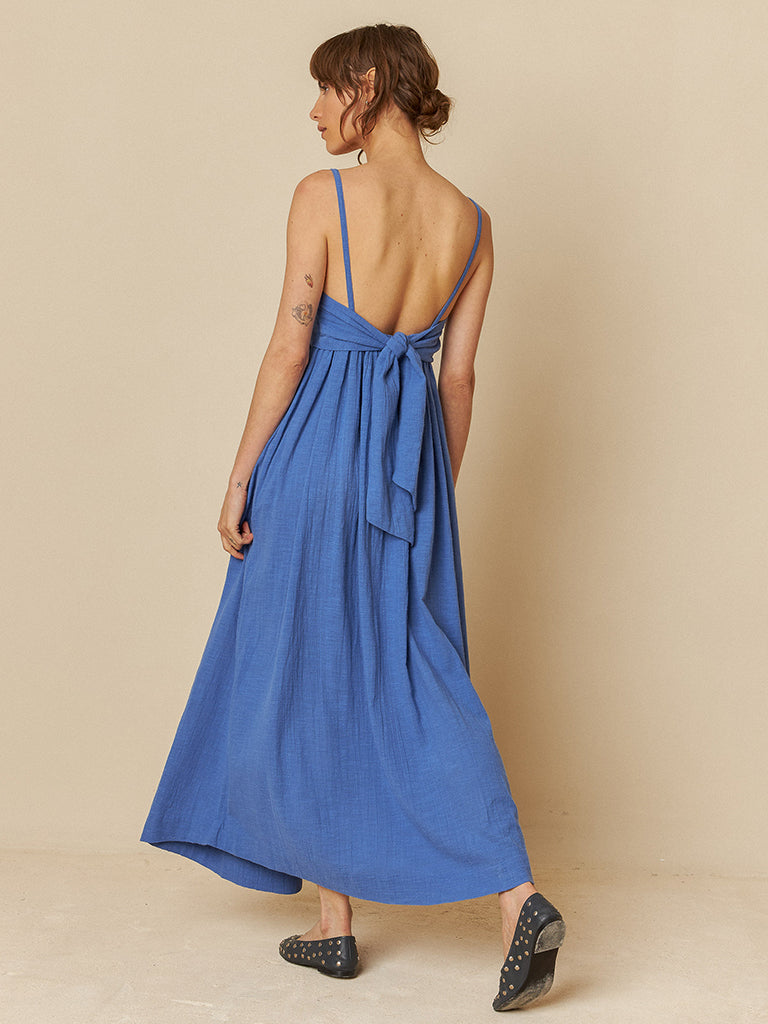 Indi & Cold Tie Back Dress in Azul