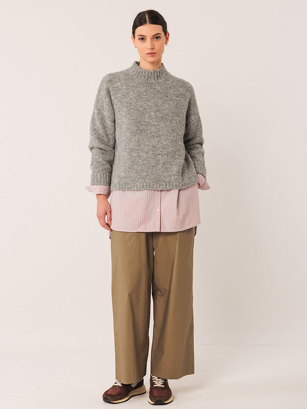 Indi & Cold Turtleneck Sweater in Grey
