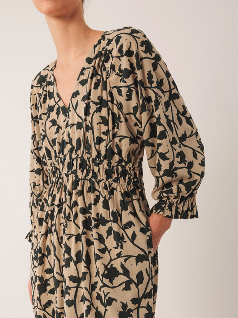 Indi & Cold Midi Dress in Beige Petrol