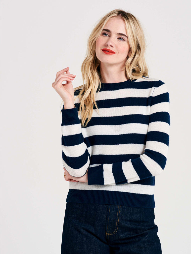 JUMPER 1234 Stripe Crew Sweater in Navy Cream