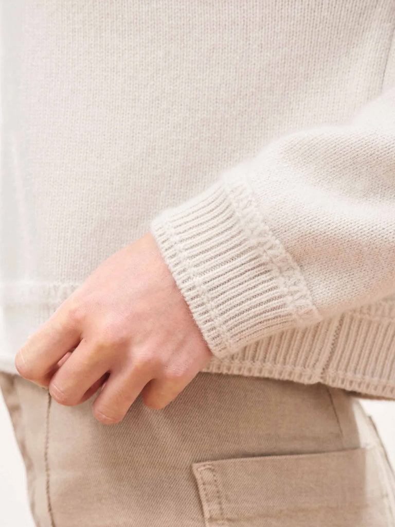 Jumper 1234 Heavy Pocket Turtle Sweater in Limestone