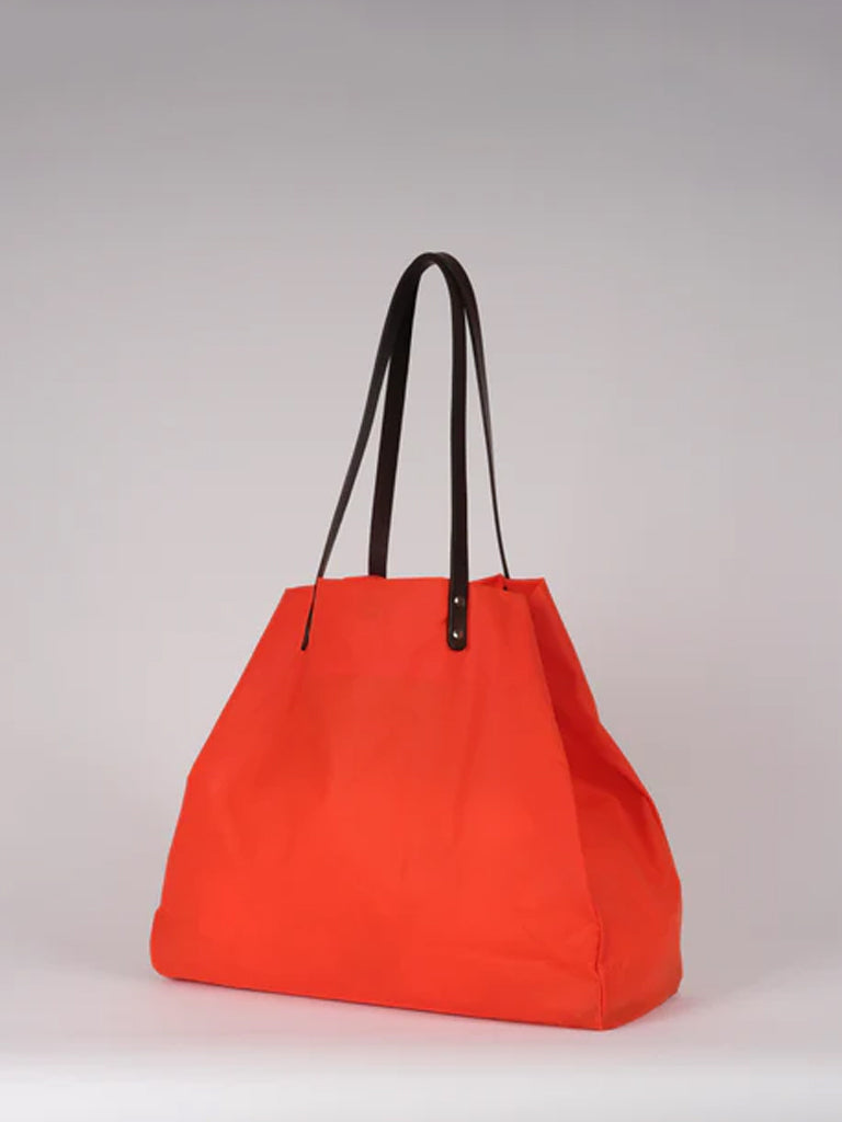 Kate Sheridan Giga Tote Bag in Poppy