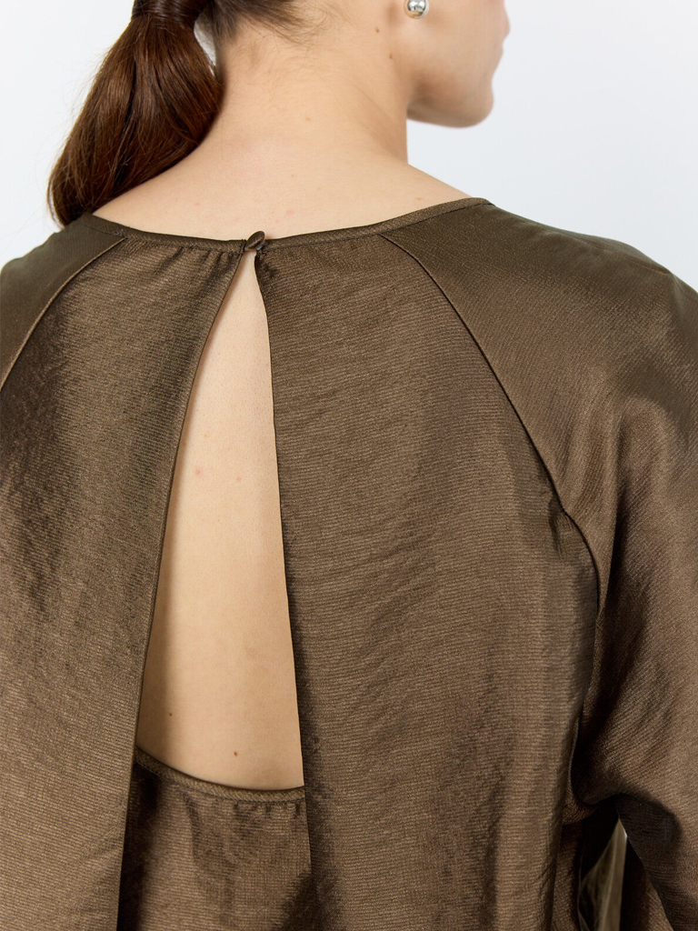 Levete Room Nessa Top in Walnut