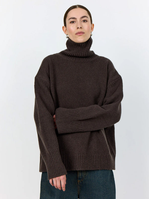 Levete Room Perle Roll Neck Sweater in Coffee
