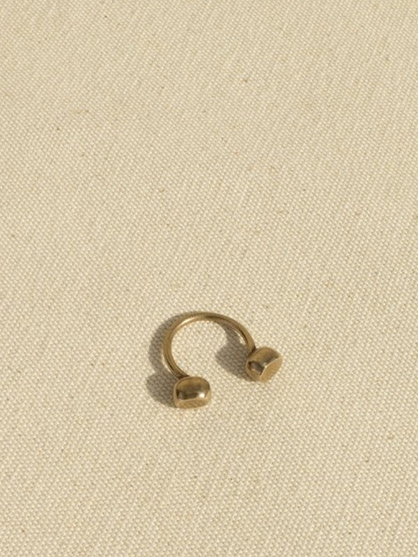 Lepagón Twin Ball Ring in Brass