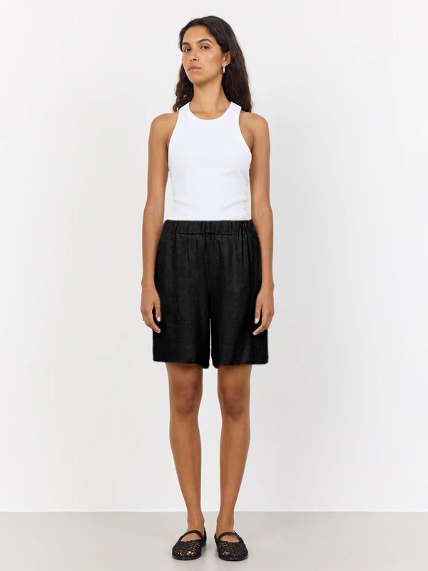Levete Room Naja Linen Shorts in Black