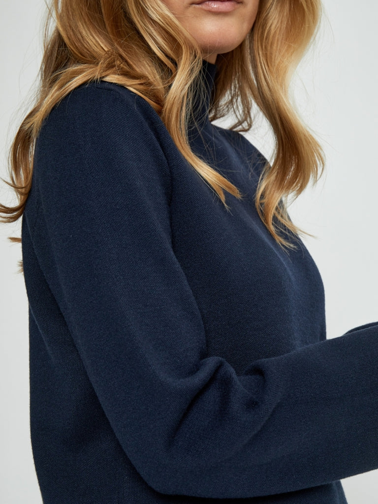 Minus Lupi Sweater in Sky Captain