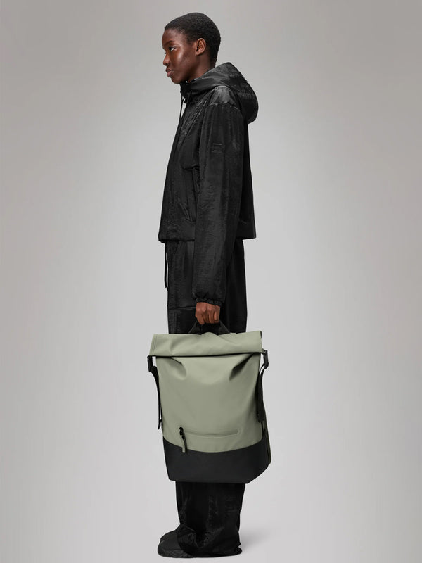 Rains Trail Rolltop Bag in Drift