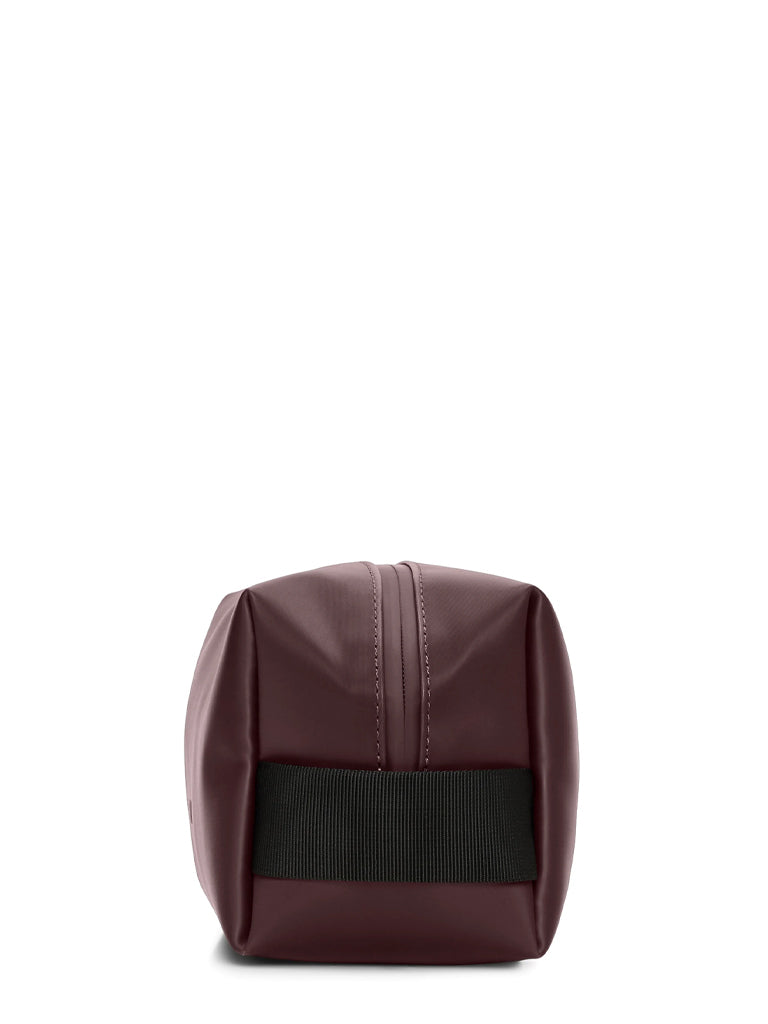 Rains Small Wash Bag in Depth