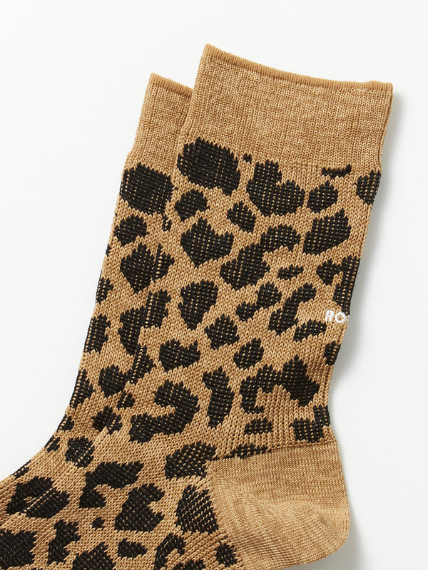 Rototo Leopard Crew Socks in Beige