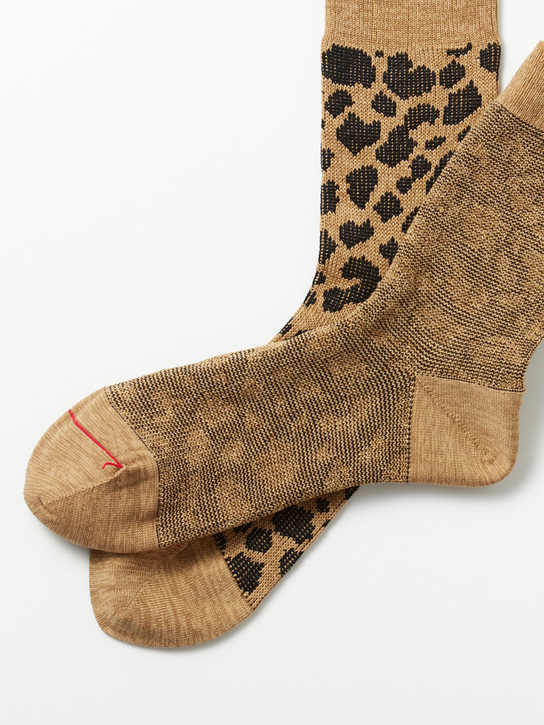 Rototo Leopard Crew Socks in Beige