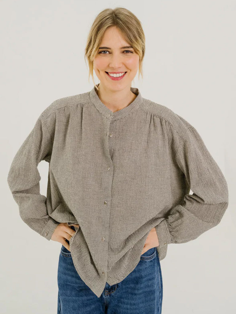 Sacrécoeur Ella Shirt in Black Natural