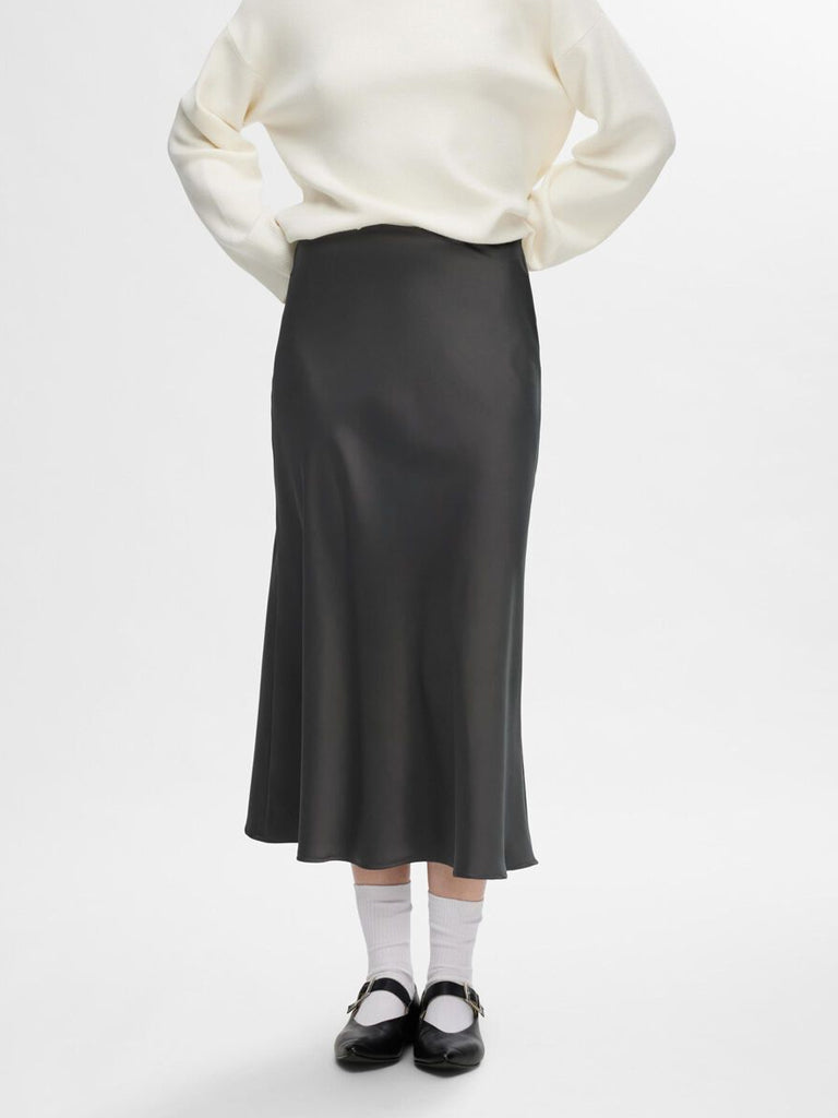 Selected Femme Lena Midi Skirt in Volcanic ash