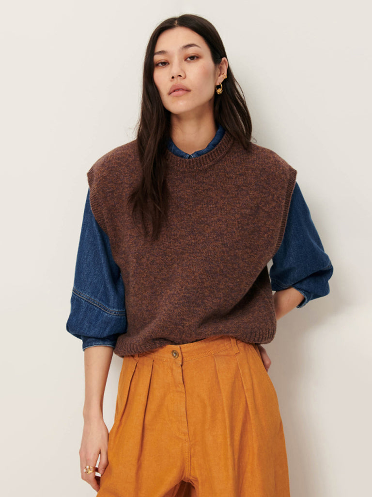 Sessun Fabinino Sweater Vest in Agate Brown