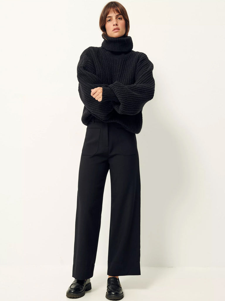 Sessun Hudkin Trousers in Black