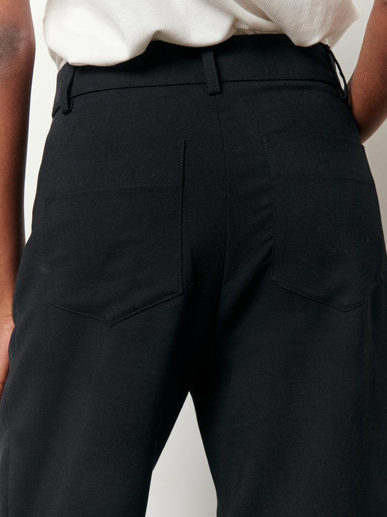 Sessun Hudkin Trousers in Black