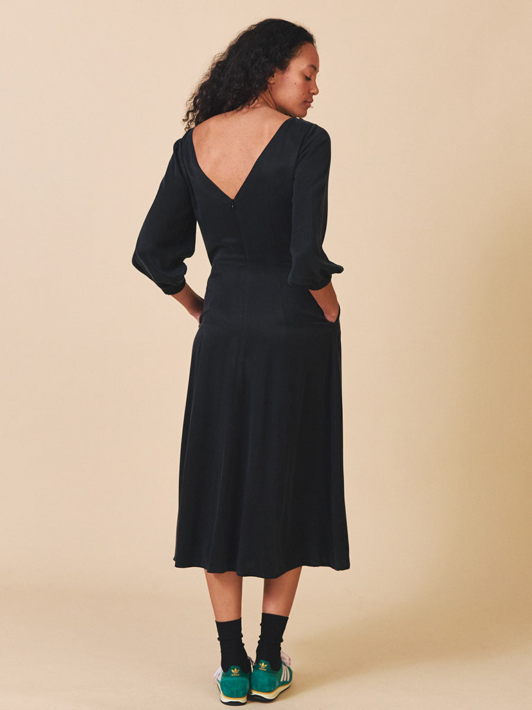 Sideline Sienna Dress in Black