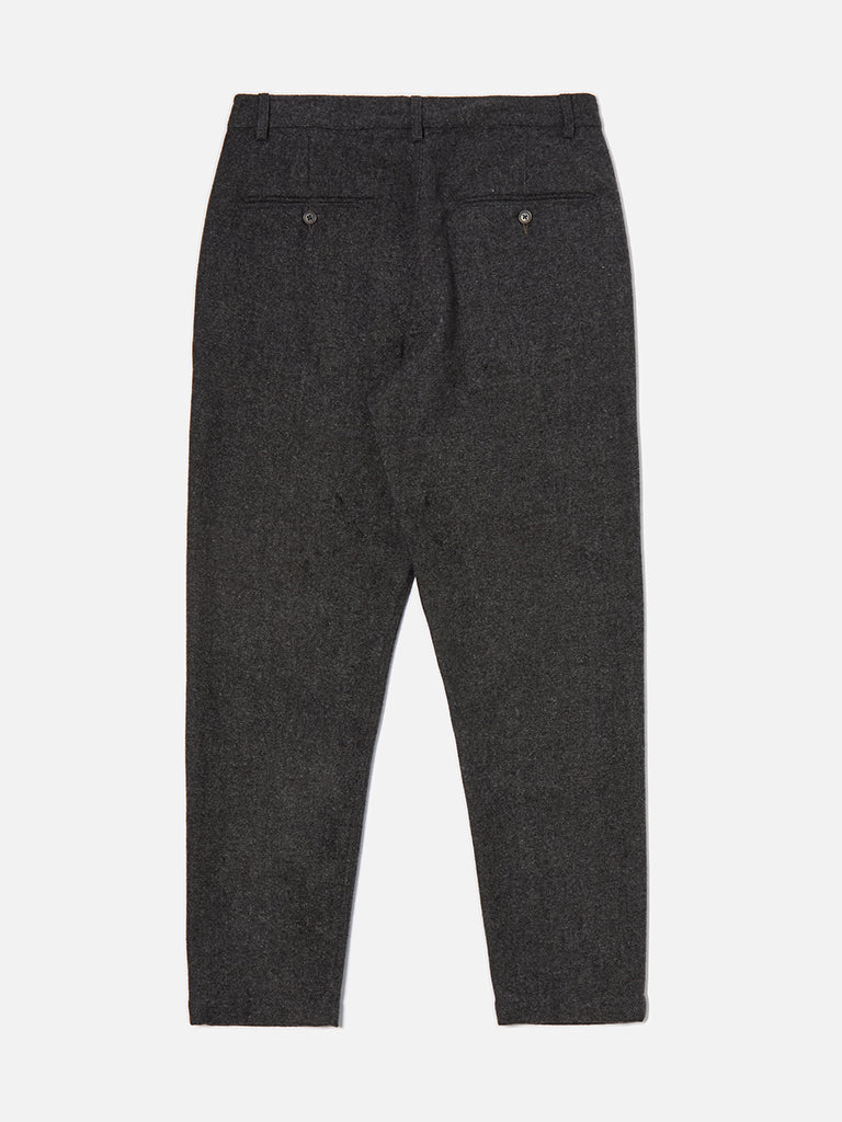 Universal Works Military Chino in Anders Grey