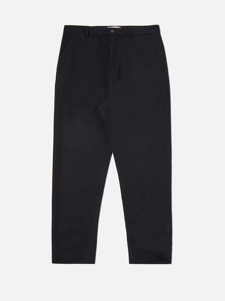Universal Works Military Chino in Lucca Navy