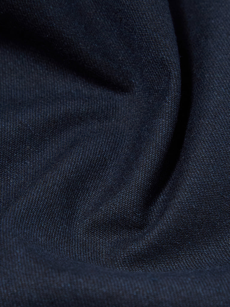 Universal Works Military Chino in Lucca Navy