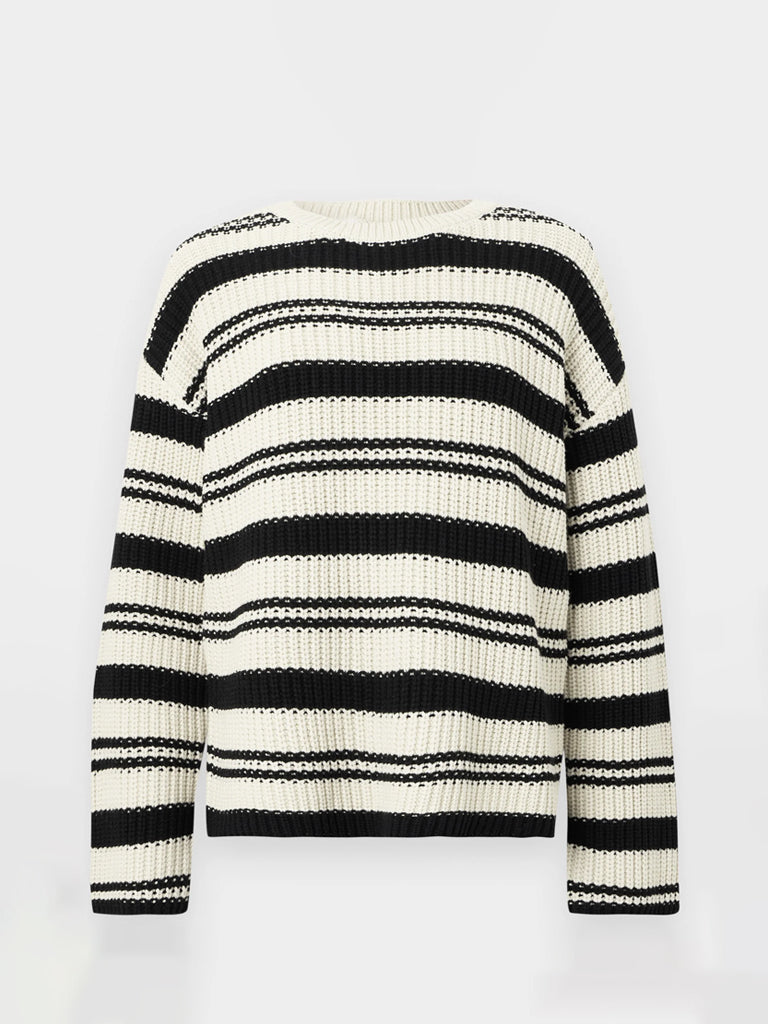 Selected Selma O-Neck Sweater in Birch Black