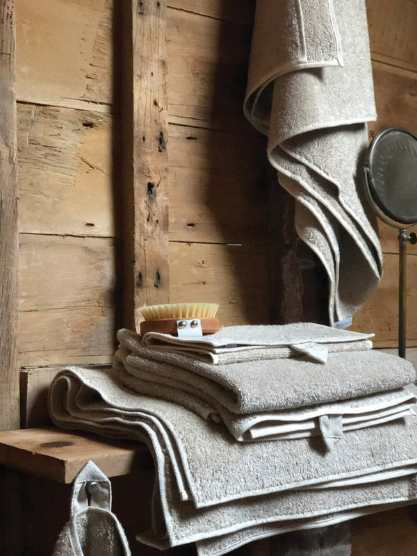 Organic Linen Bath Towel in Natural